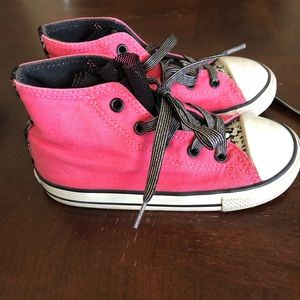 Hot pink converse